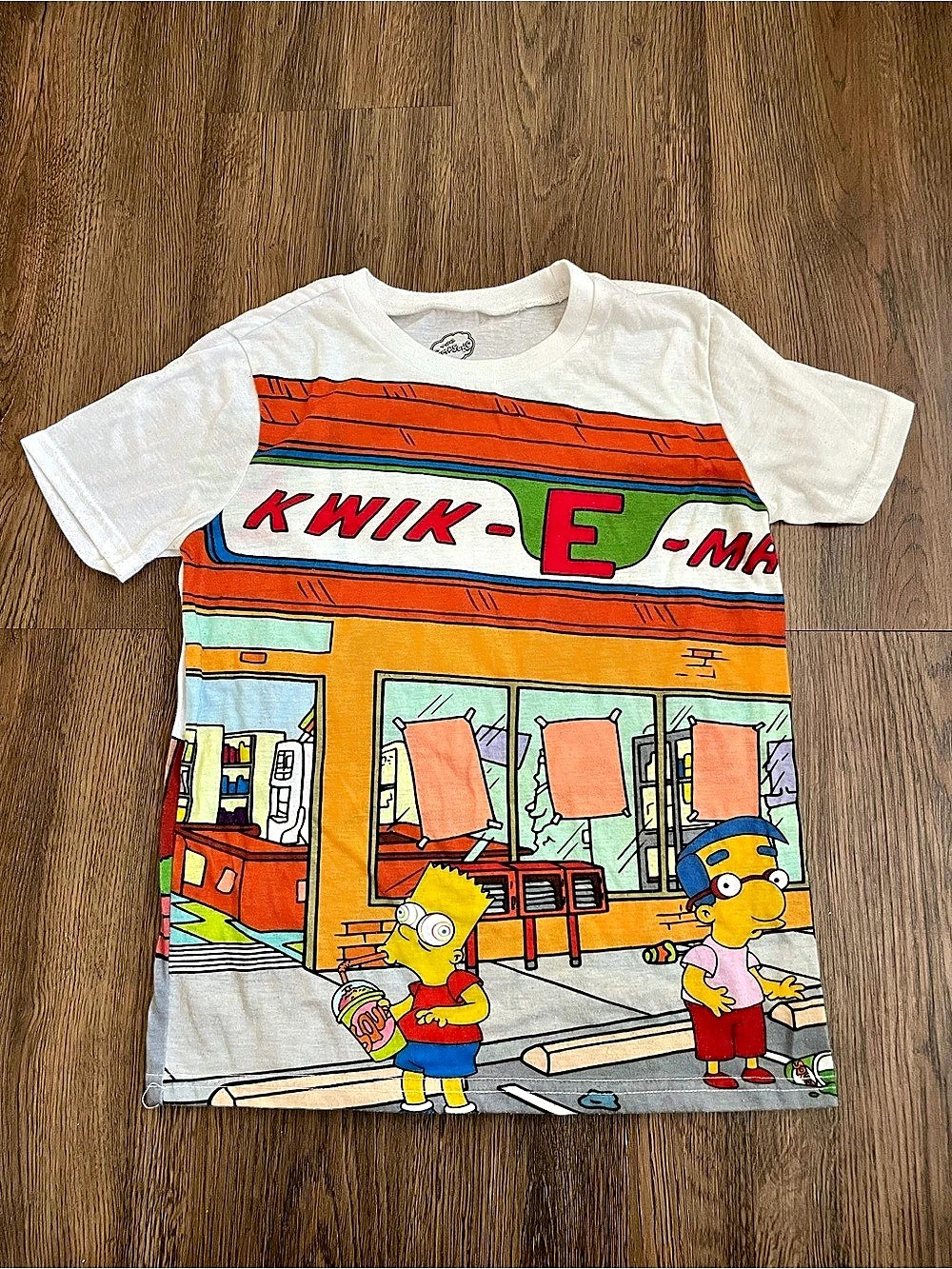 The Simpsons Kwik-E-Mart Graphic T-Shirt Boys Size 10/12 (Fits Like M 8)
